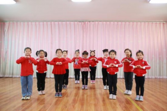 “感恩，与爱同行”2021年北京家庭教育主题培育实践启动