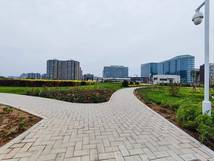 北京首个“空中花园”公交场站有望年内使用