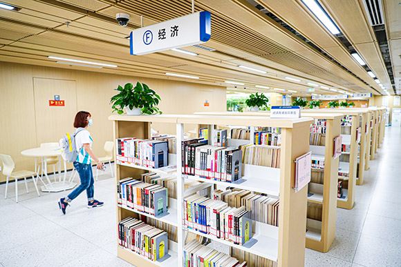南中轴文化新地标：丰台区图书馆新馆正式开放