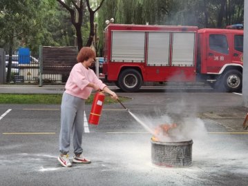 北京消防服务“一老一小”群体不断提升群众安全感和满意度