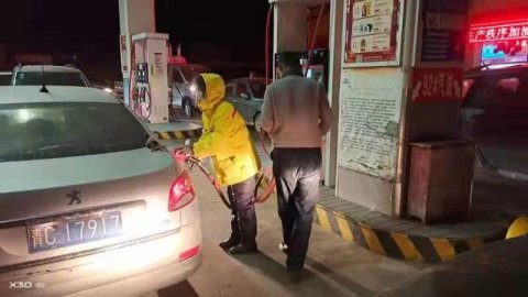紧急追加油品计划161吨 中石油青海销售公司驰援海北门源6.9级地震救灾
