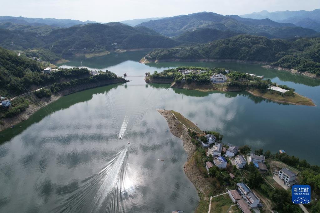 新华全媒+丨保护水源 绿色发展——南水