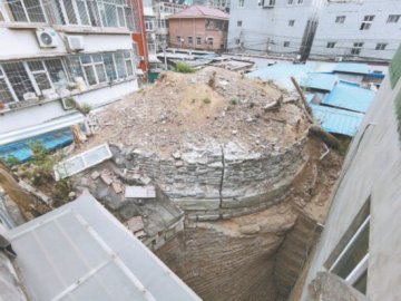 清河居民区发现一处古建筑 文保部门将视条件开展调查研究